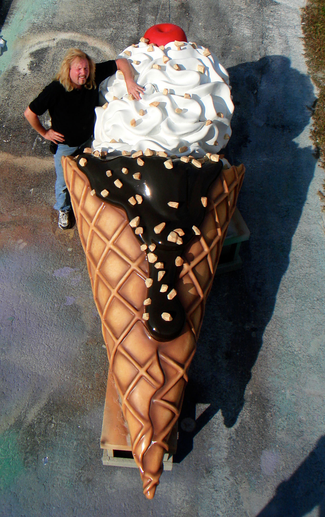 Bruce Barry with a larger than life 3D Sculpted Ice Cream Cone